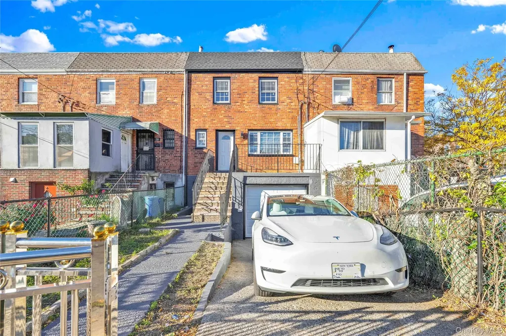 780 Hendrix Street Brooklyn NY 11207