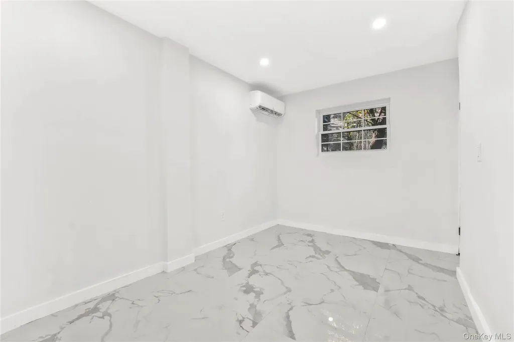 780 Hendrix Street Brooklyn NY 11207