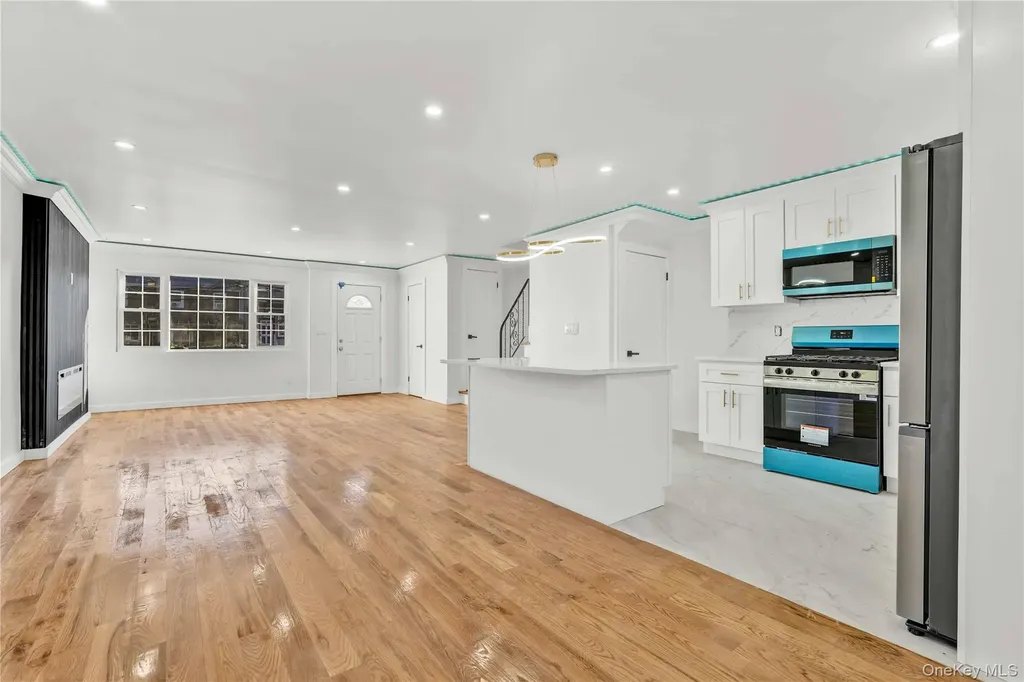 780 Hendrix Street Brooklyn NY 11207
