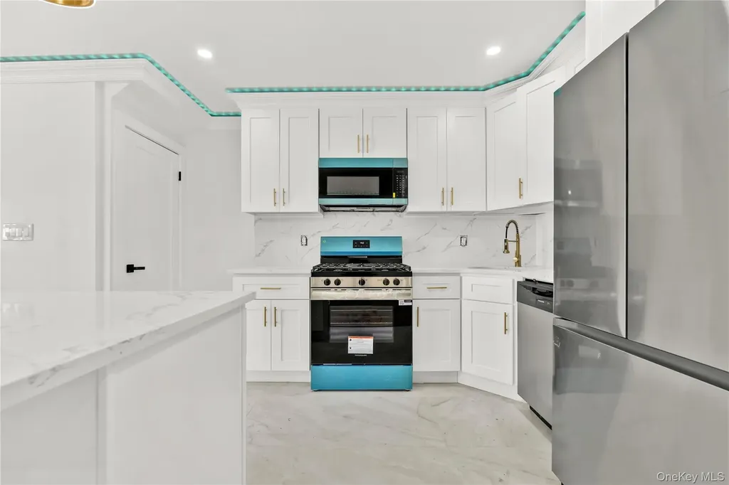 780 Hendrix Street Brooklyn NY 11207