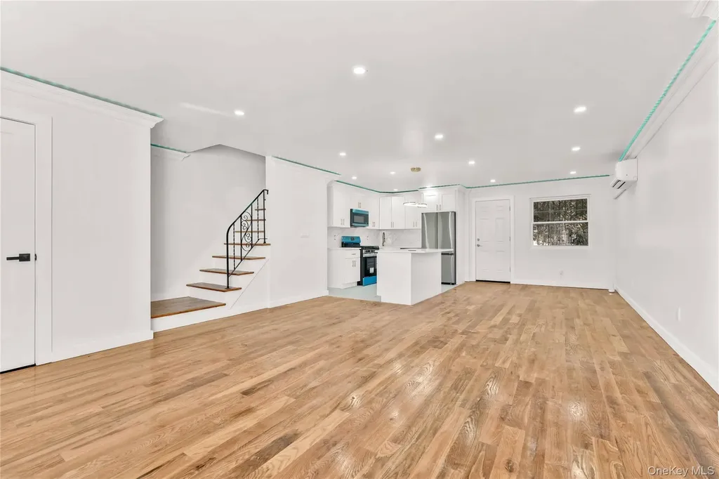 780 Hendrix Street Brooklyn NY 11207