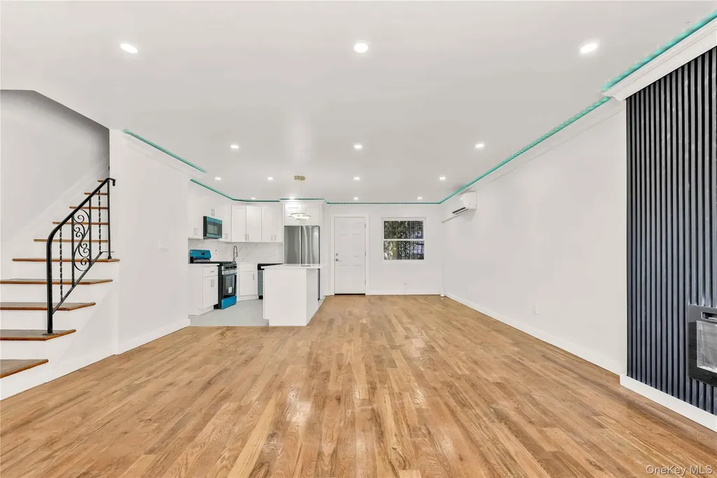 780 Hendrix Street Brooklyn NY 11207