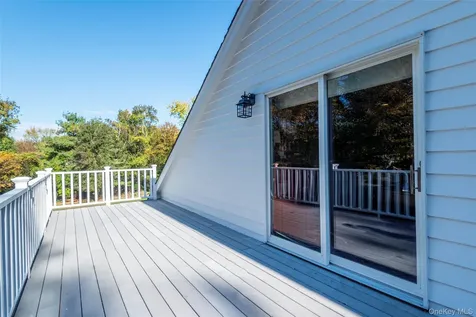 735 Remsens Lane Upper Brookville NY 11771