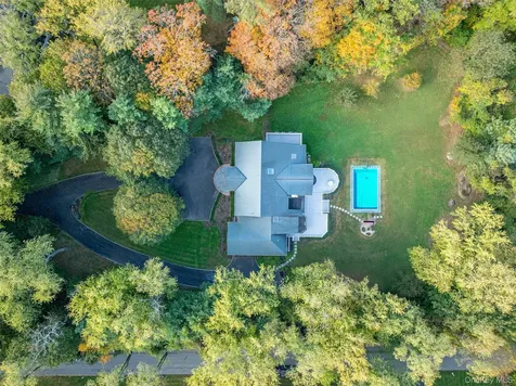 735 Remsens Lane Upper Brookville NY 11771