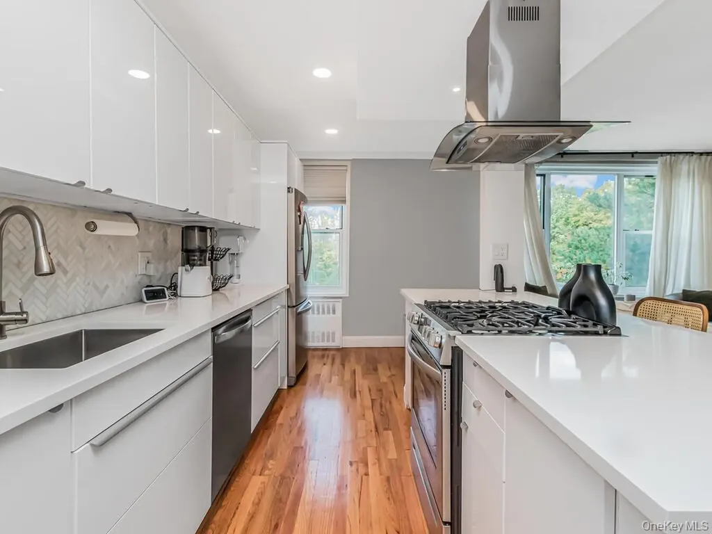 120 Dehaven Drive Yonkers NY 10703