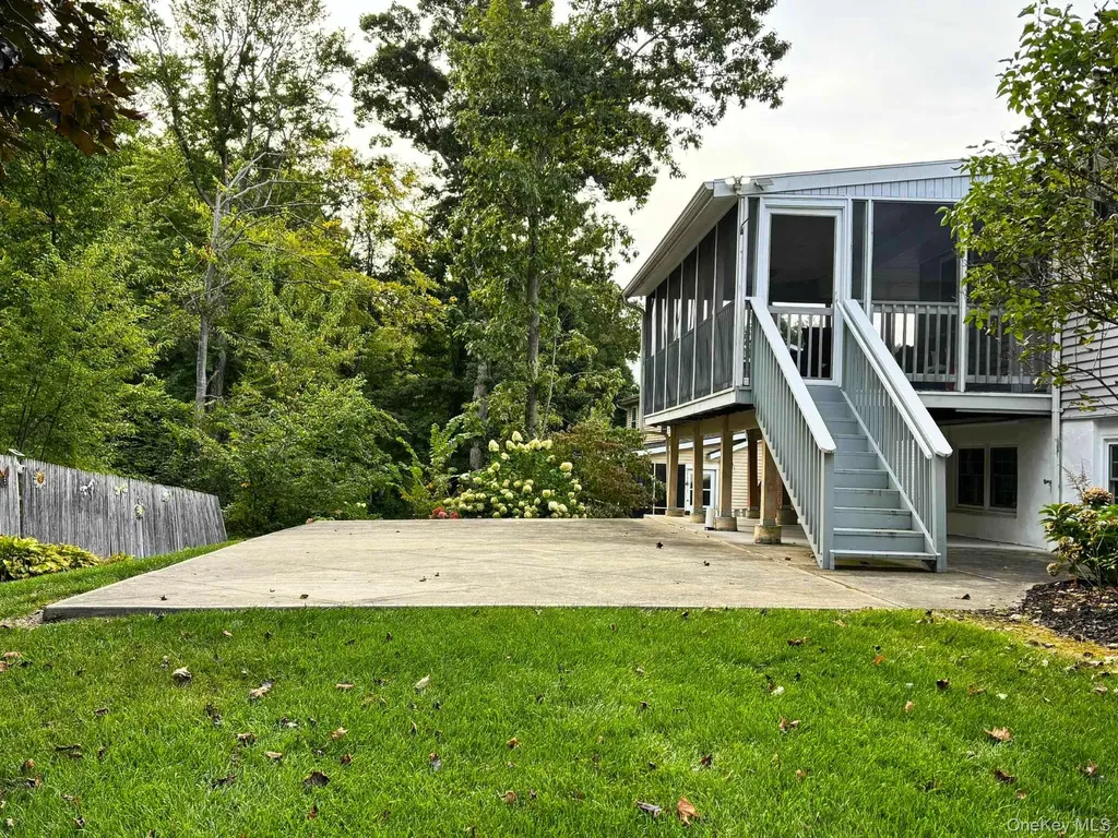 66 High Acres Drive Poughkeepsie NY 12603