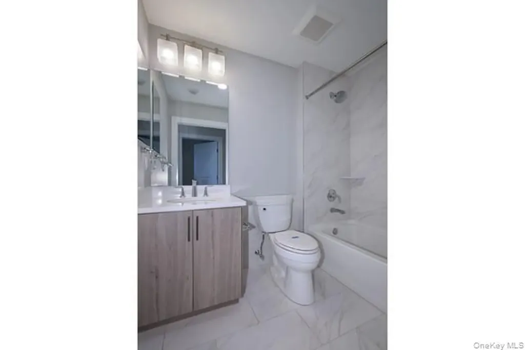 110 Sutton Court Mount Sinai NY 11766