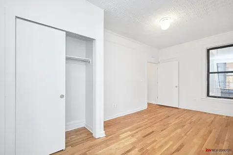 1037 College Avenue Bronx NY 10456