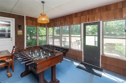 90 Hillside Road Barryville NY 12719