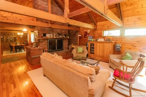 90 Hillside Road Barryville NY 12719