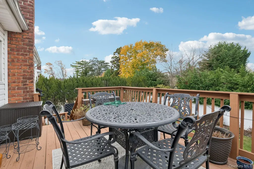 2794 Judith Drive Bellmore NY 11710