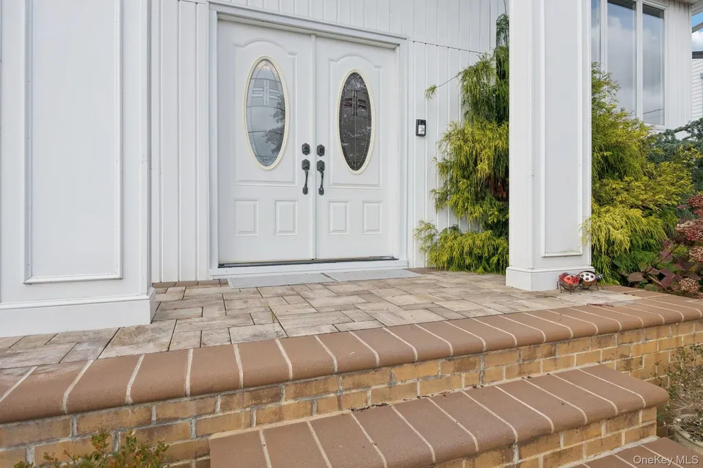 2794 Judith Drive Bellmore NY 11710
