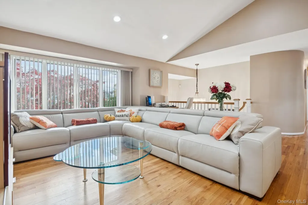 2794 Judith Drive Bellmore NY 11710