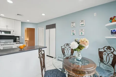 2794 Judith Drive Bellmore NY 11710