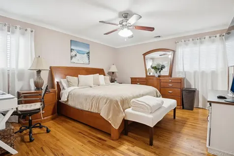 2794 Judith Drive Bellmore NY 11710