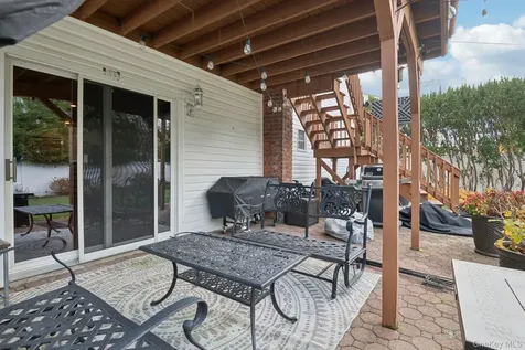 2794 Judith Drive Bellmore NY 11710