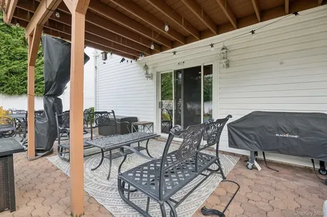 2794 Judith Drive Bellmore NY 11710