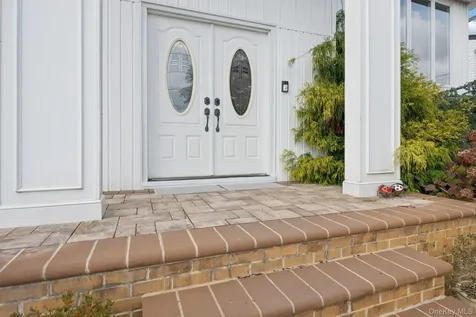 2794 Judith Drive Bellmore NY 11710