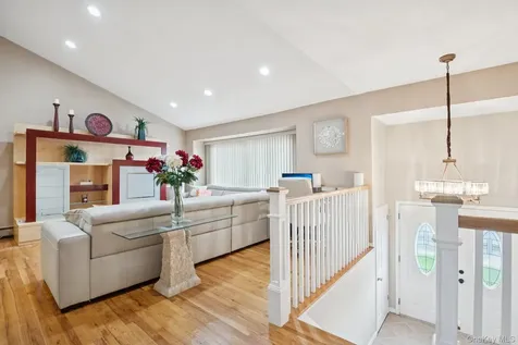 2794 Judith Drive Bellmore NY 11710