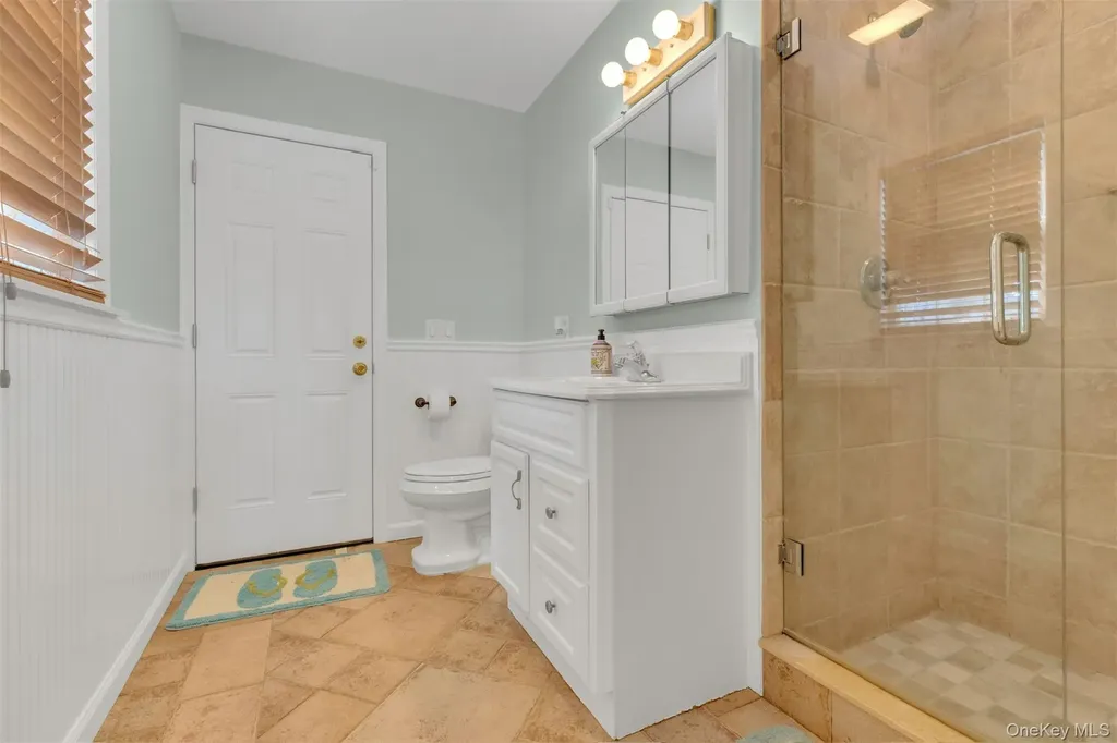 345 Colonial Road Southold NY 11971