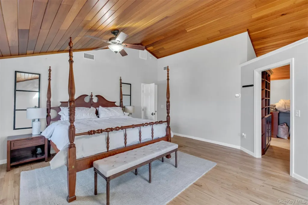 345 Colonial Road Southold NY 11971
