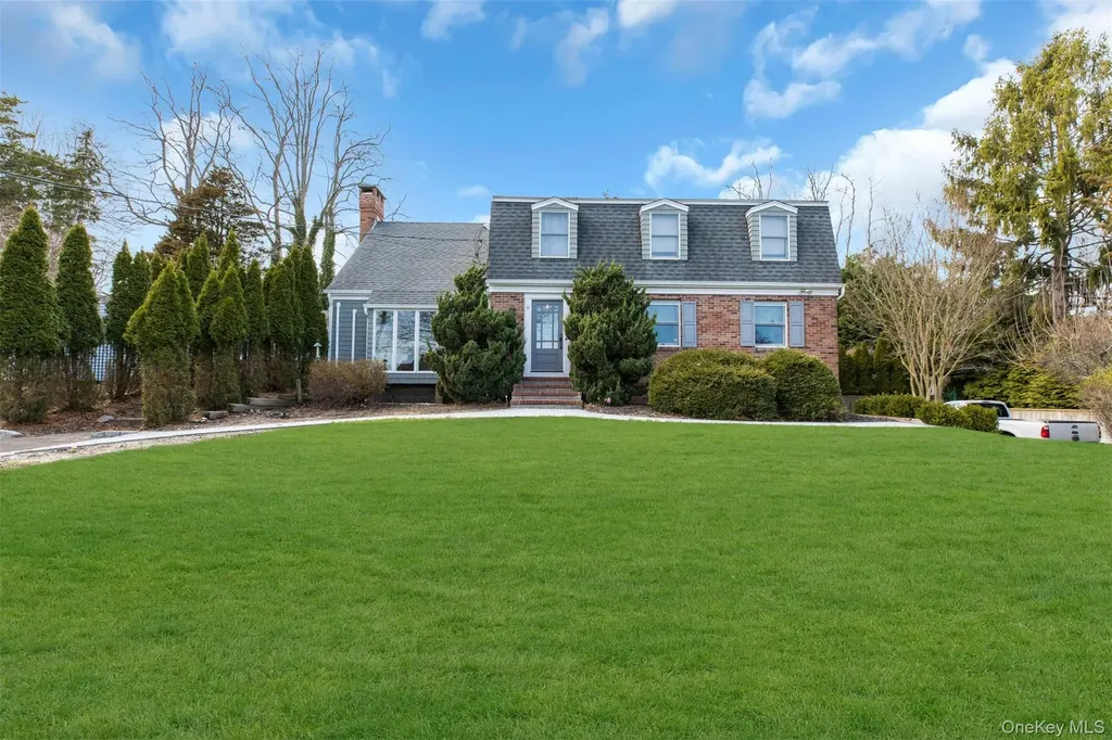 345 Colonial Road Southold NY 11971