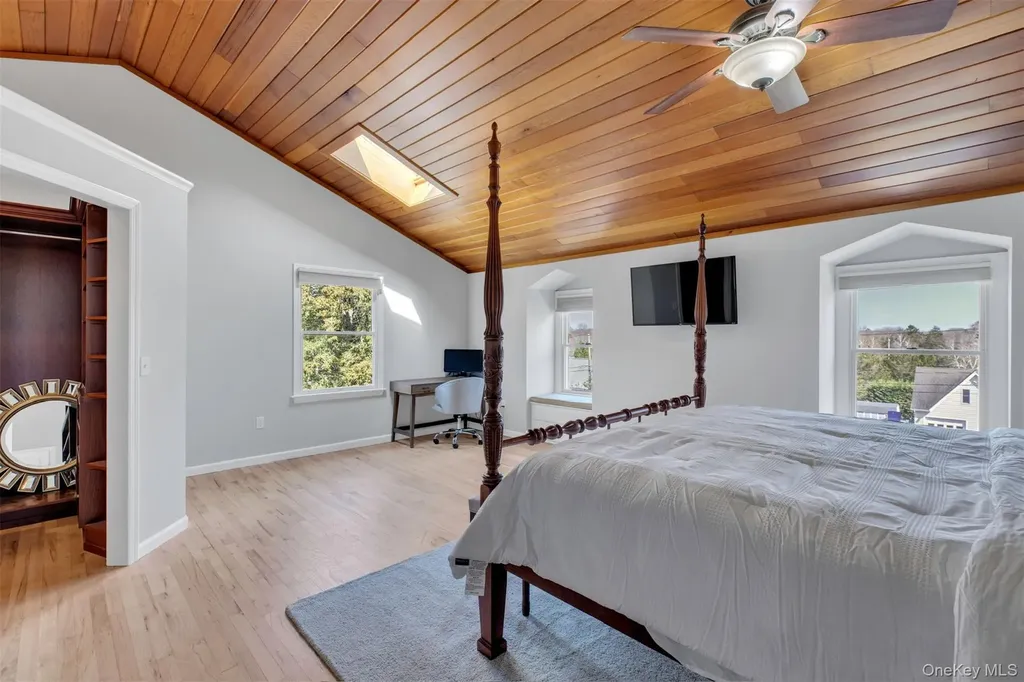 345 Colonial Road Southold NY 11971