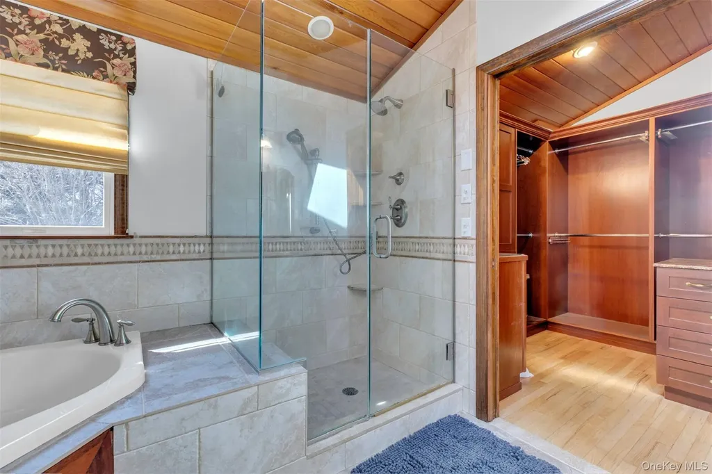 345 Colonial Road Southold NY 11971