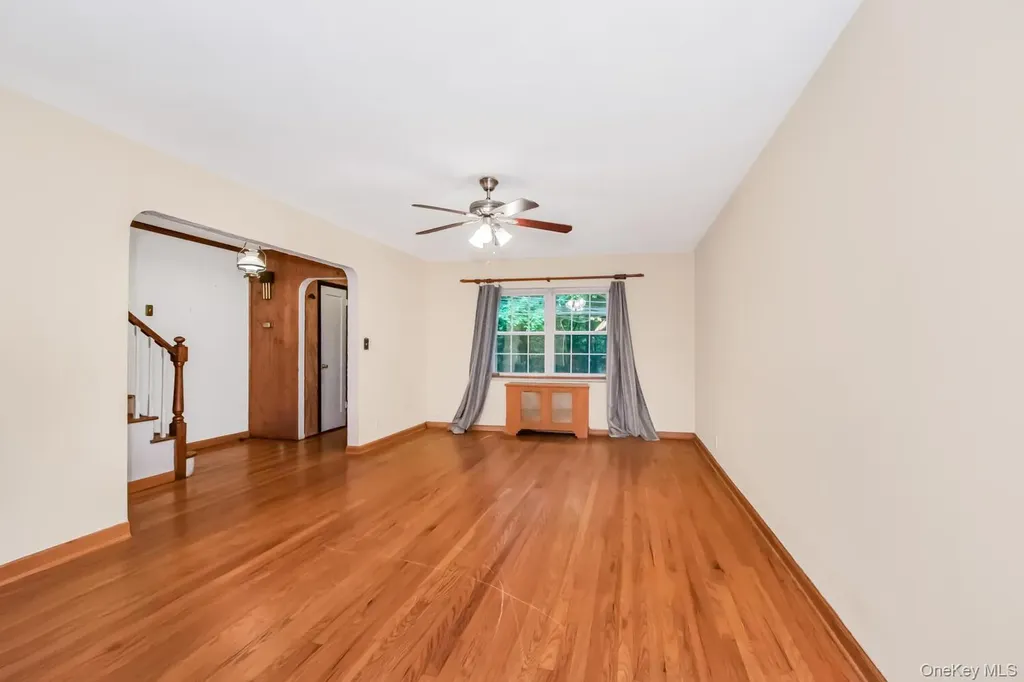 88 Parkway North Yonkers NY 10704
