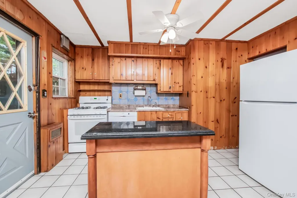 88 Parkway North Yonkers NY 10704