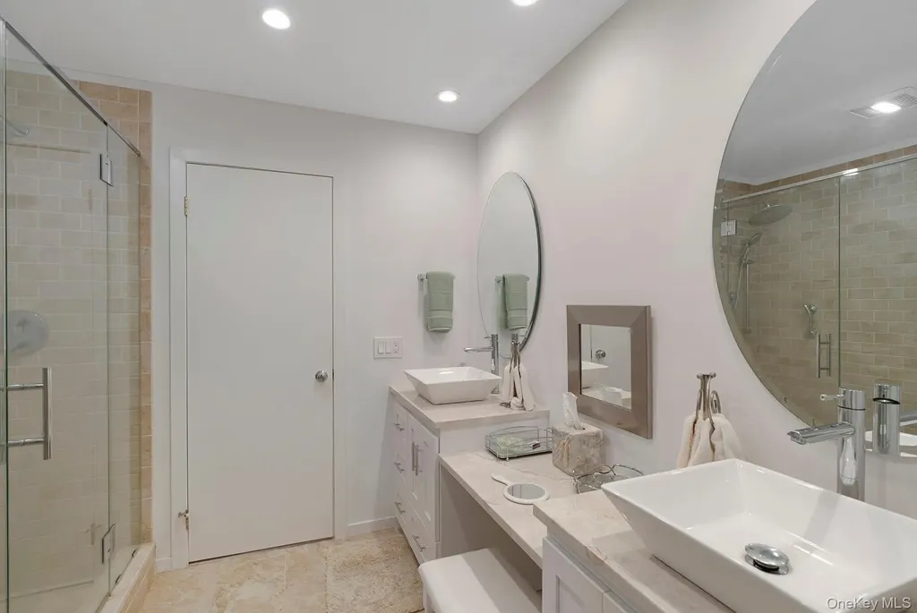 45 Huckleberry Lane East Hampton NY 11937