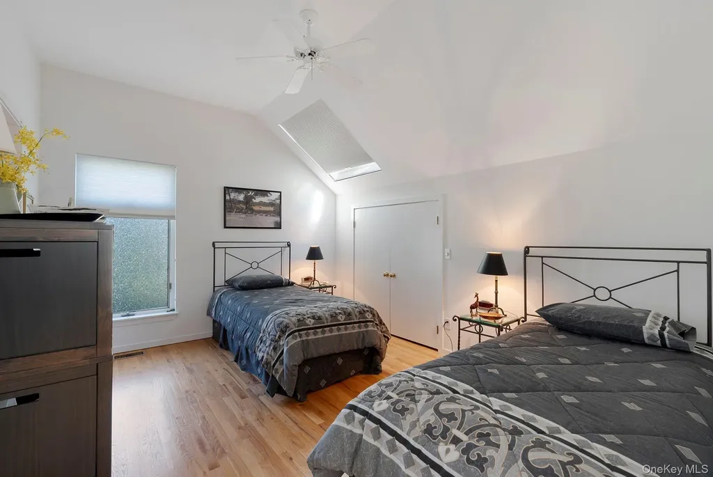 45 Huckleberry Lane East Hampton NY 11937