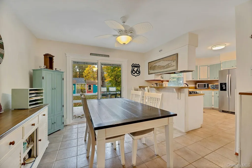 210 3rd Street Laurel NY 11948