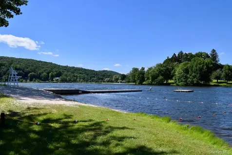 20 Heathcote Road Carmel NY 10512