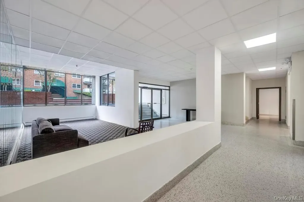 101 Lincoln Avenue Mineola NY 11501