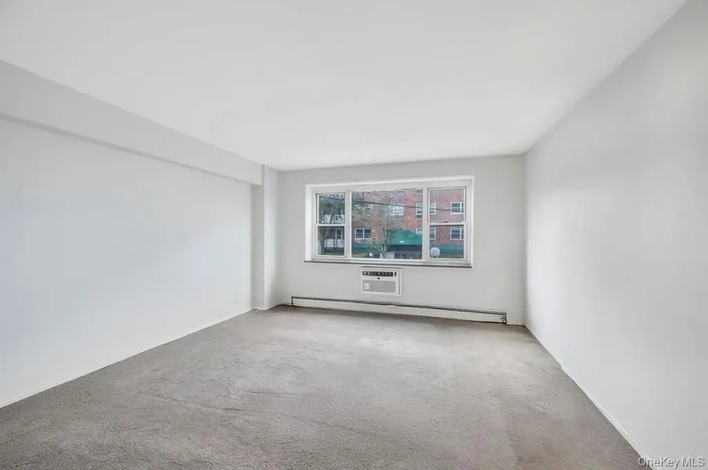 101 Lincoln Avenue Mineola NY 11501
