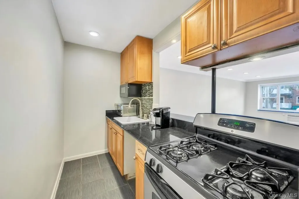 101 Lincoln Avenue Mineola NY 11501