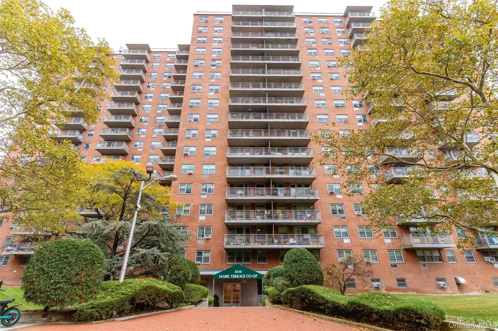 3410 De Reimer Avenue Bronx NY 10475