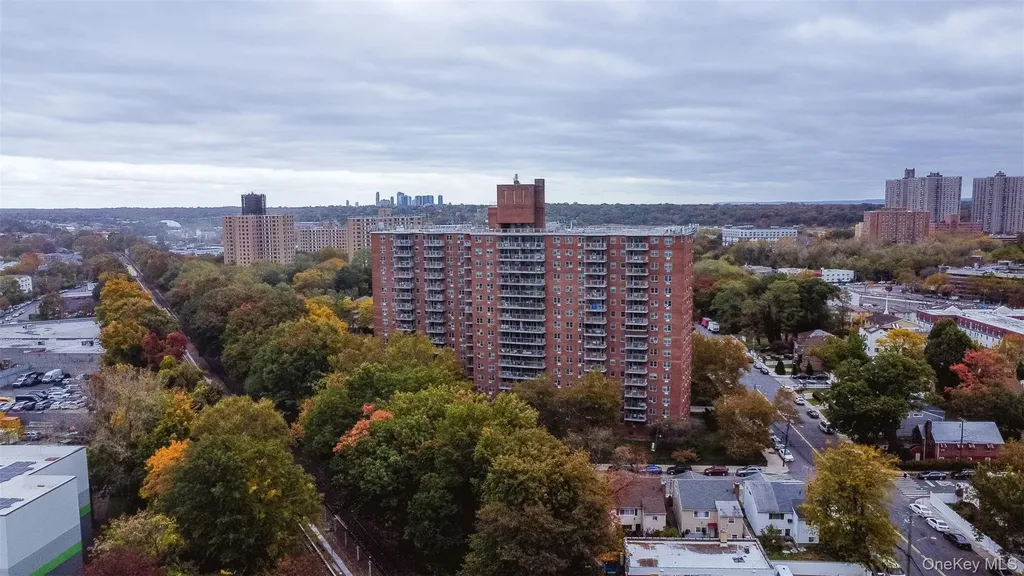3410 De Reimer Avenue Bronx NY 10475