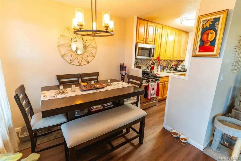 3410 De Reimer Avenue Bronx NY 10475