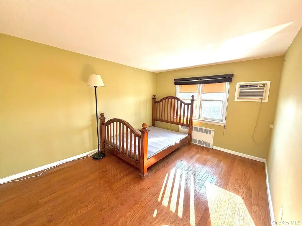 15062 77th Avenue Flushing NY 11367