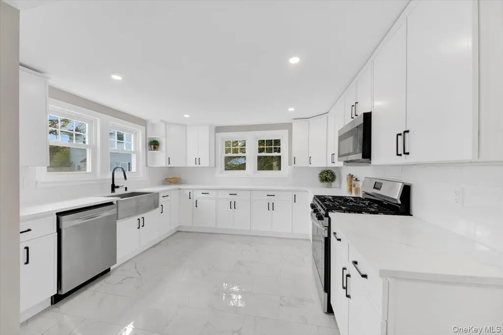 34 Kings Ferry Road Montrose NY 10548