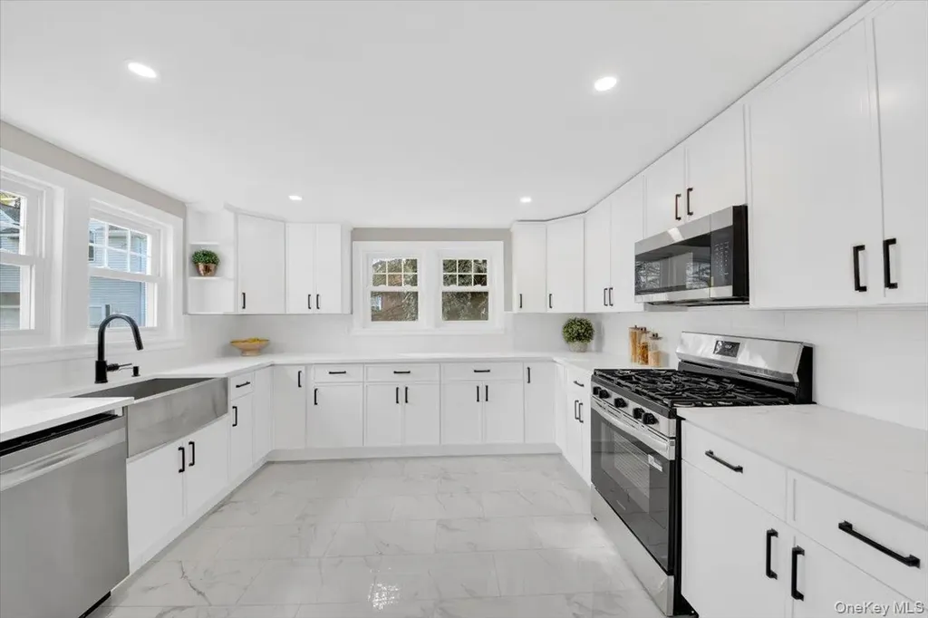 34 Kings Ferry Road Montrose NY 10548