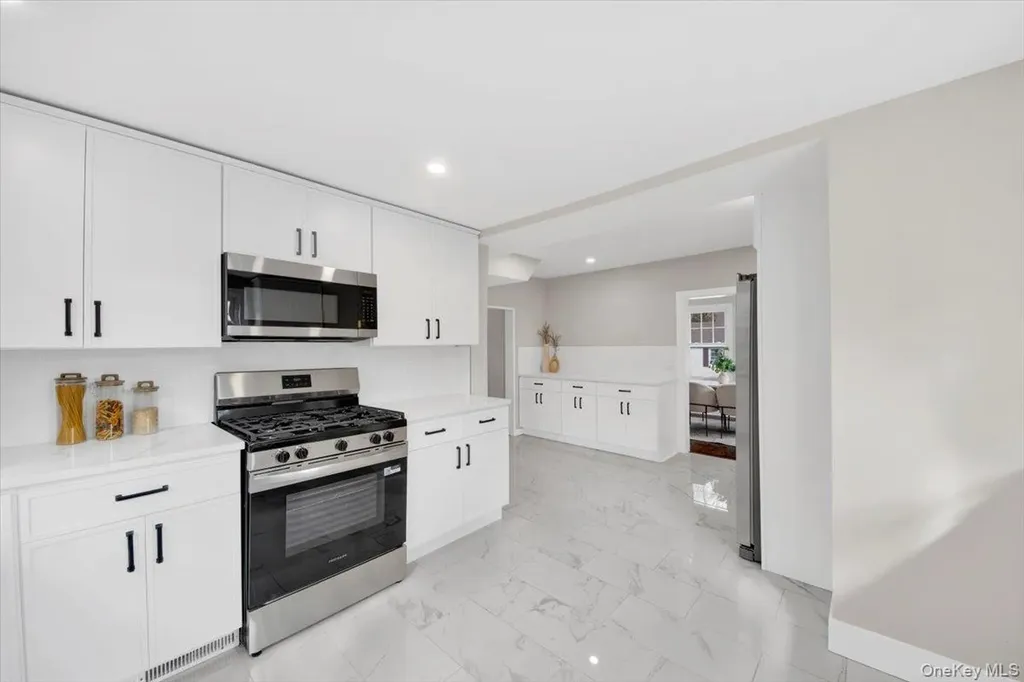 34 Kings Ferry Road Montrose NY 10548