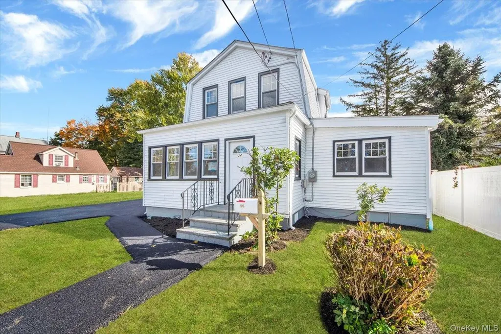 34 Kings Ferry Road Montrose NY 10548