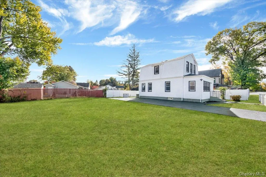 34 Kings Ferry Road Montrose NY 10548