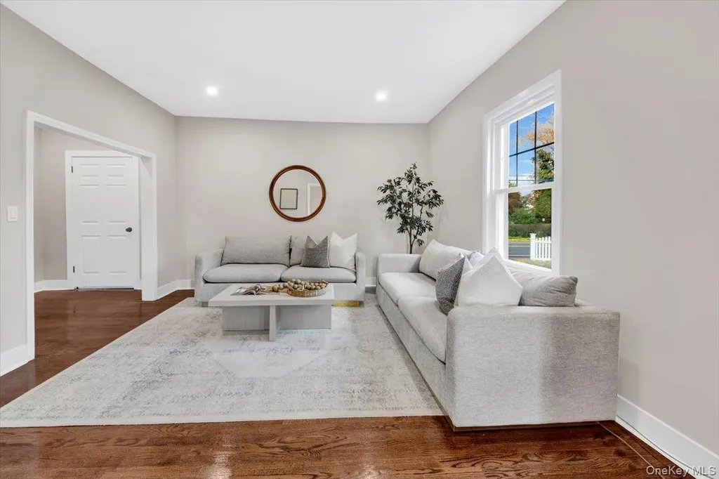 34 Kings Ferry Road Montrose NY 10548