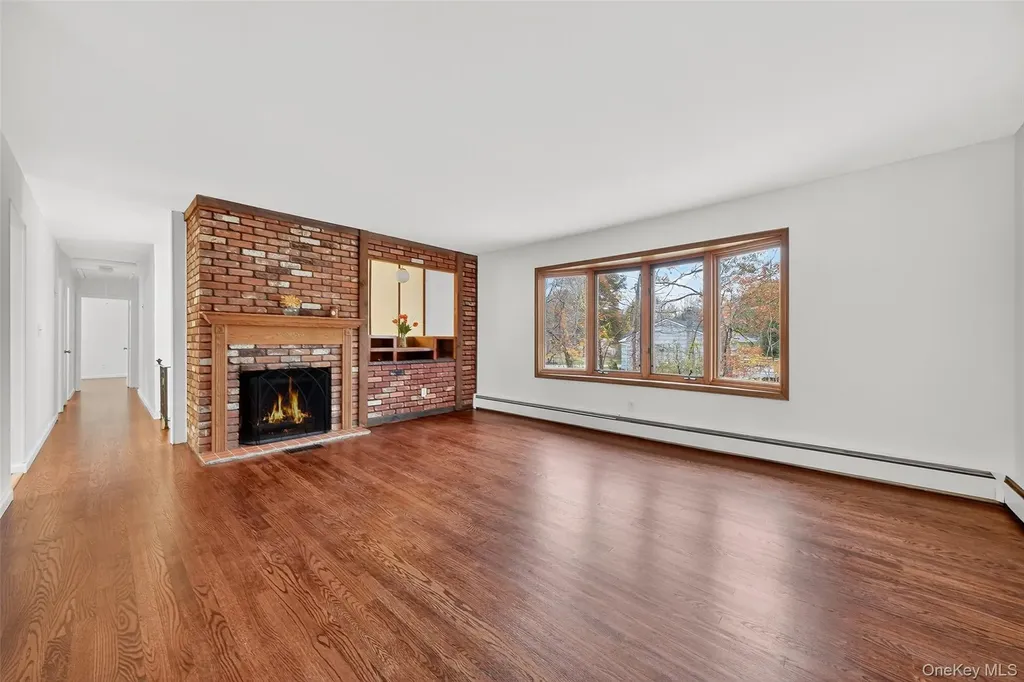 37 Spruce Knolls Putnam Valley NY 10579