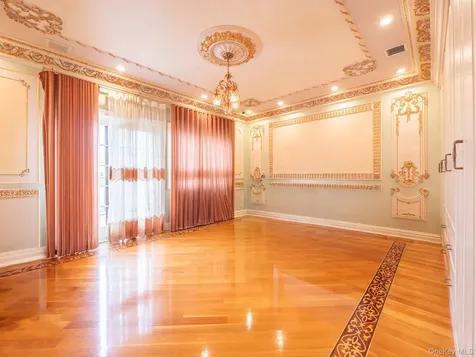 179-15 80rd Jamaica Estates NY 11432