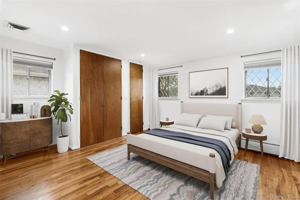 740 Eagle Drive Valley Stream NY 11581